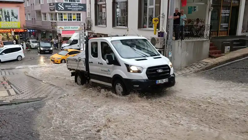 Aniden Yağmurla Gelen Felaket: 10 Dakikada Su Baskınları
