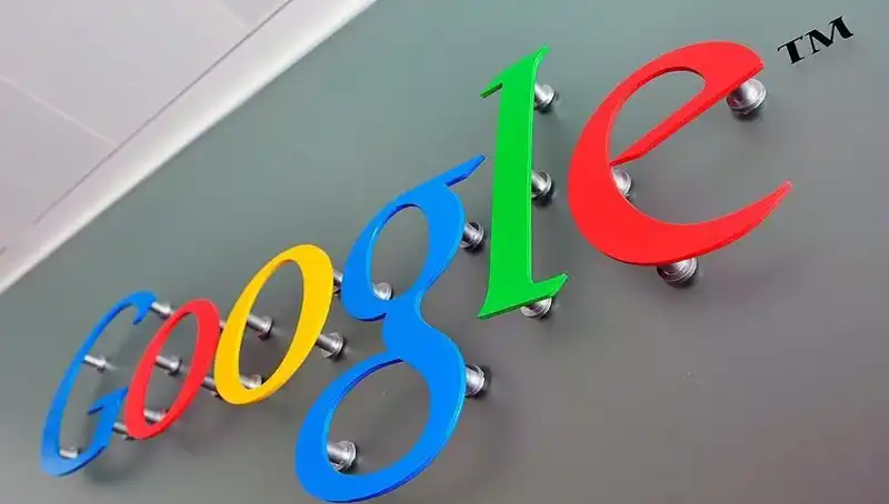 Google, Görüşmeleri Anlık Çeviriyle Geleceğe Taşıyor!