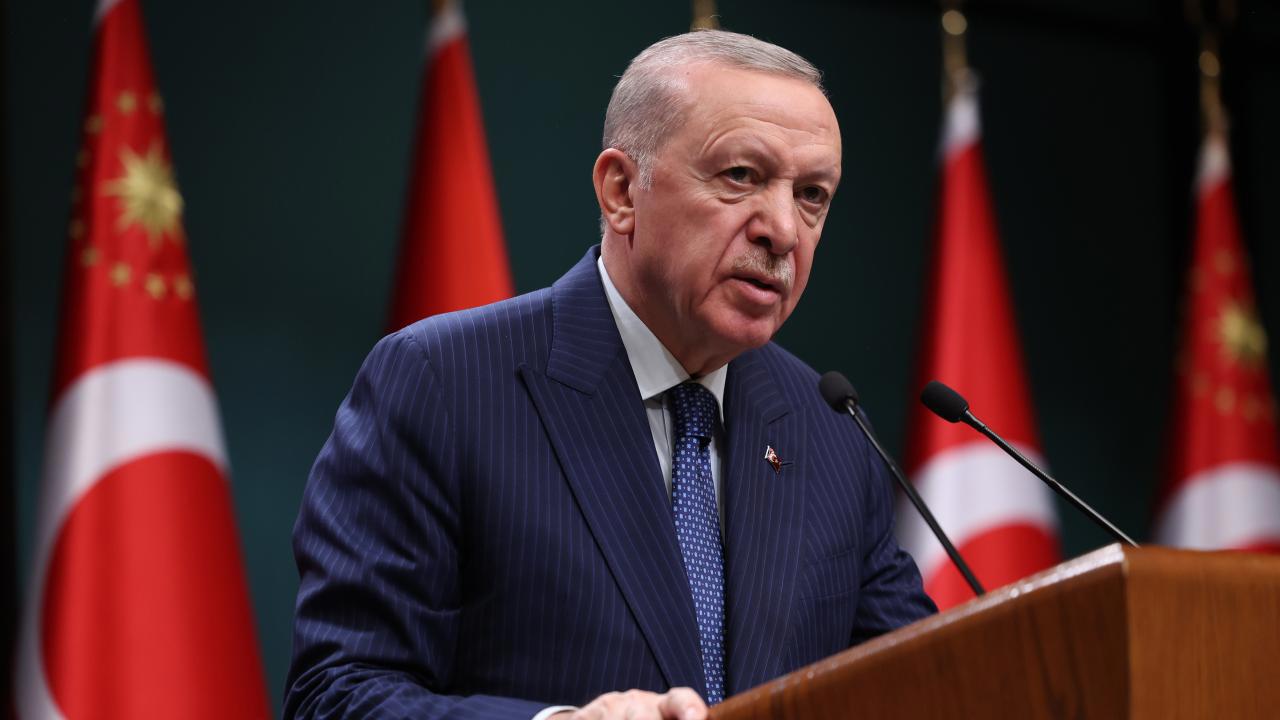 Cumhurbaşkanı Erdoğan Türkiye'de 1 günlük milli yas ilan etti