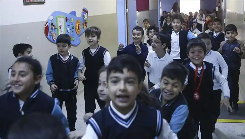 2025 Okul Açılış Tarihleri ve Tatil Takvimi Belli Oldu!