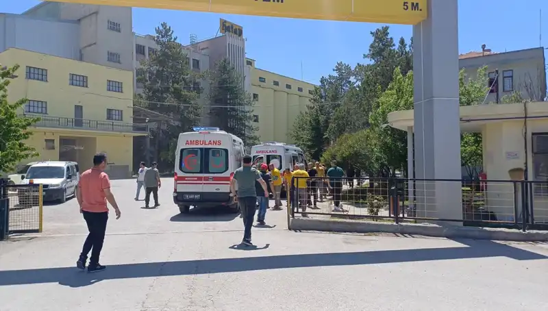 Çorum'daki Un Fabrikasında Şok Eden Patlama: 10 Yaralıdan Biri Ağır