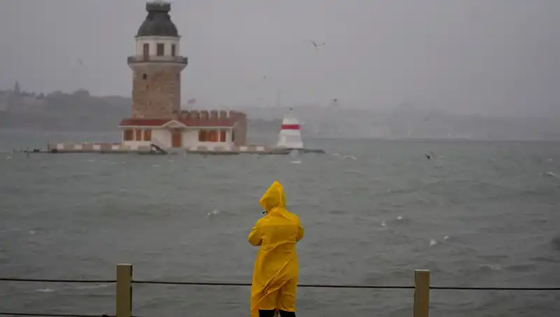 İstanbul'da Bahar Havası Sona Eriyor: Yeni Dönem Hazırlıkları Başladı