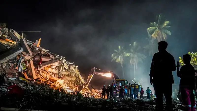 Myanmar'da Enkaz Altında Üç Gün: Hayata Dönüş Hikayesi