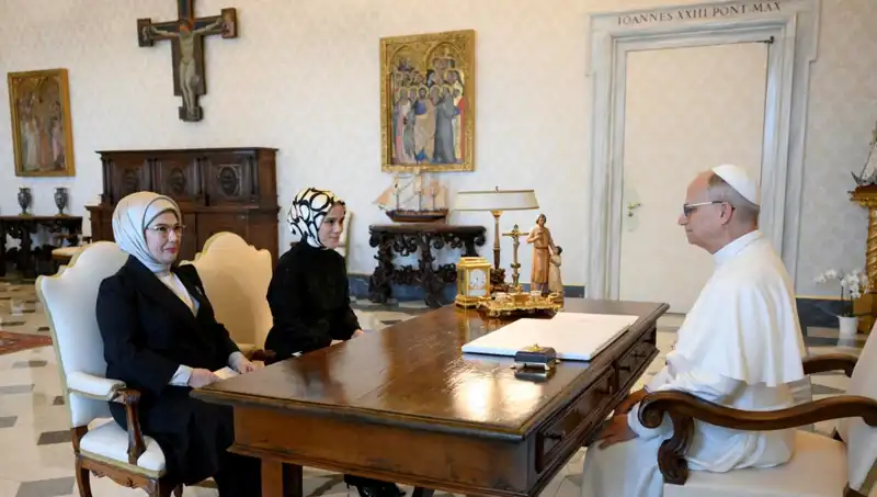 Emine Erdoğan, Papa Leo ile Gazze Üzerine Tarihi Görüşme Gerçekleştirdi