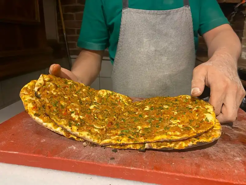 İstanbul'da Lahmacun Fiyatları: Semtler Arasında Değişen Farklar Sürüyor