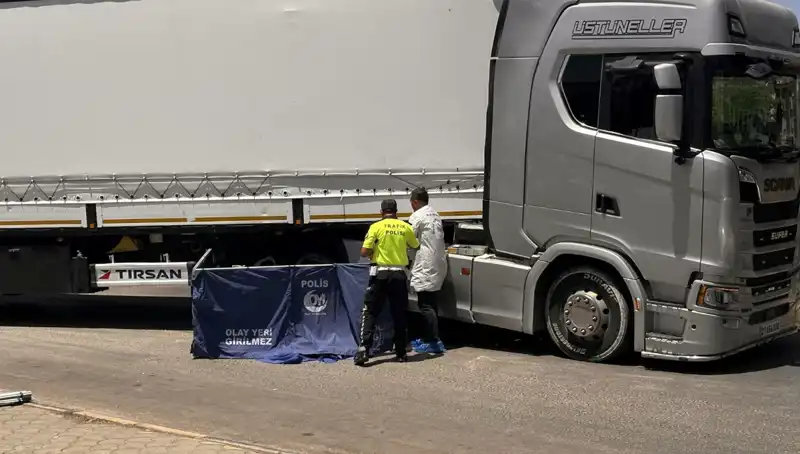 Gaziantep'te Feci TIR Kazası: Hayatını Kaybedenlerin Kimliği Açıklandı