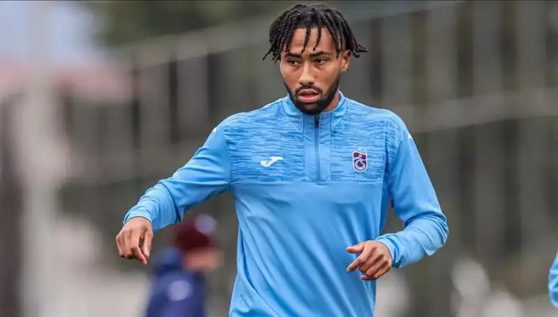 Trabzonspor'a Folcarelli'den Kötü Haber: Yıldız Oyuncunun Sakatlığı Takımı Etkileyecek mi?