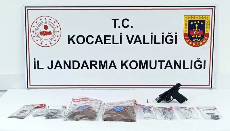 Kocaeli'de Uyuşturucu Operasyonu: 15 Kişi Gözaltına Alındı!