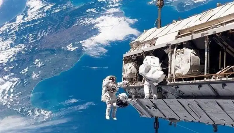 NASA ve Rusya, Uzay İstasyonu İçin Tarihi Bir İşbirliği Anlaşması Imzaladı