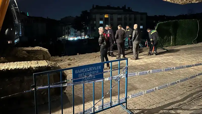İstanbul'da İnşaat Çalışması Sırasında Yol Çöktü: İşte Gelişmeler