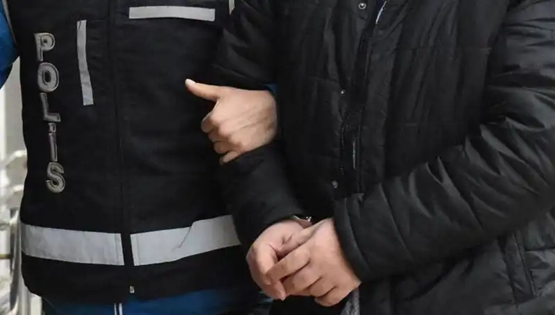 Emniyet ve TSK'da FETÖ Operasyonu: 200'den Fazla Gözaltı Kararı Alındı