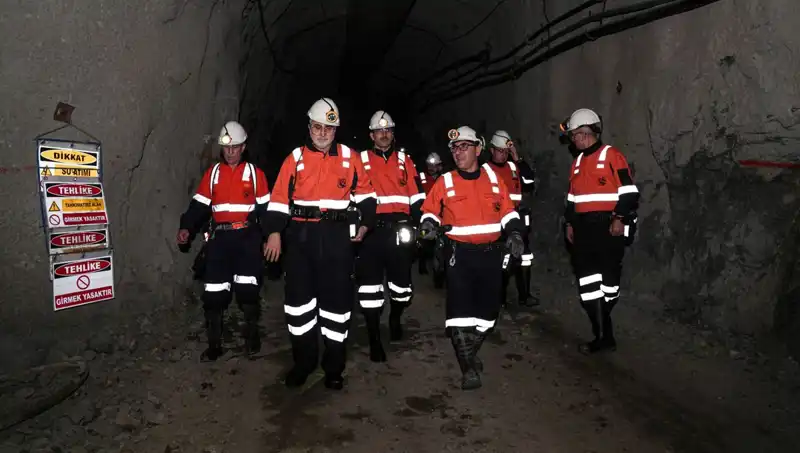 Bakan Işıkhan, Altın Madeninde Geleceği Şekillendiren Ziyaret Gerçekleştirdi
