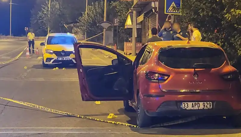 Otomobil Savaşında Kanlı Hesaplaşma: 2 Ölü, 5 Yaralı