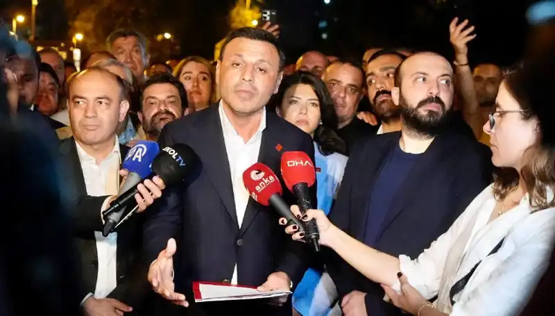 CHP İstanbul İl Başkanı Özgür Çelik, Gündeme Damga Vuran İfade Verdi
