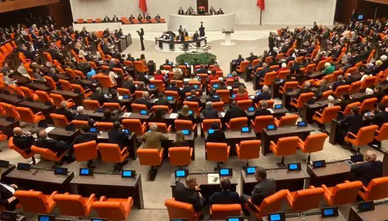 TBMM'deki Komisyonlar Hız Kesmeden Çalışmaya Devam Ediyor