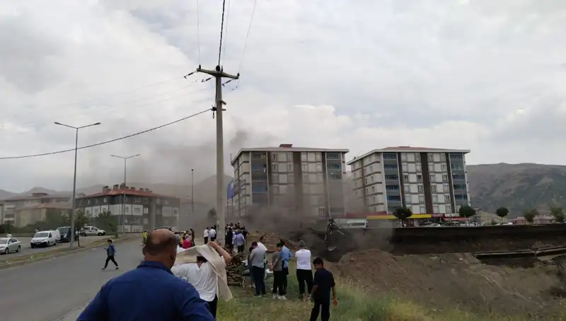 Bitlis'te Doğalgaz Hattında Patlama: Merak Edilen Tüm Detaylar!