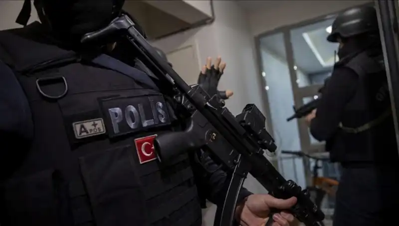 Türkiye Genelinde Eş Zamanlı 71 İlde Uyuşturucu Operasyonu Düzenlendi