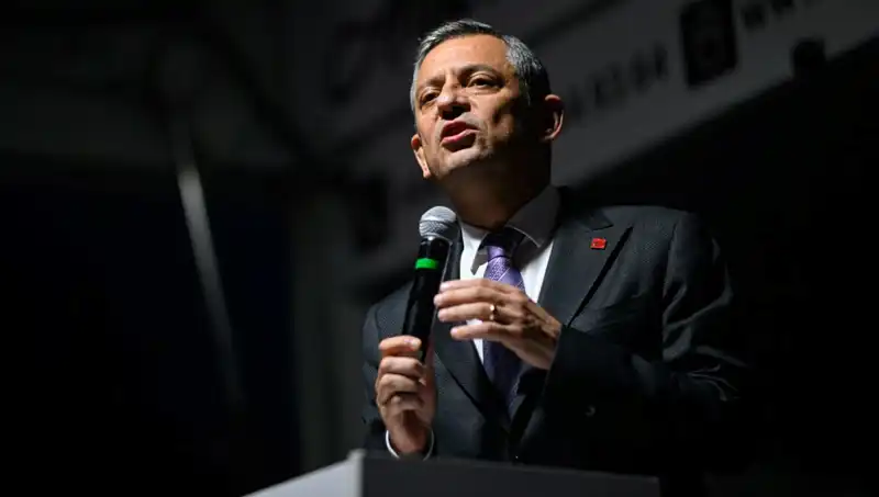 Özgür Özel'den Emekli İkramiyesi Üzerine Dikkat Çeken Açıklama!