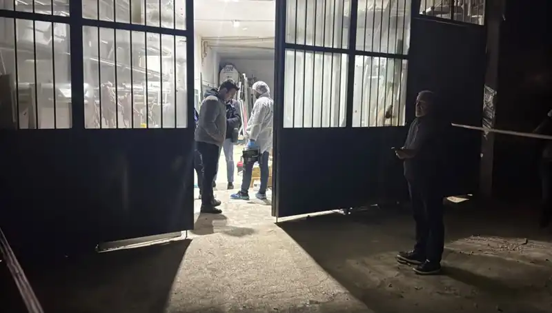 İş Yerinde Şok Edici Cinayet: Üzerini Battaniye ile Örtmek Ne Anlama Geliyor?