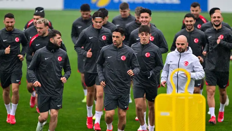 Milli Takımda Bomba Gelişme: İki Futbolcu Ağrılarıyla Takımın Dışında Kaldı