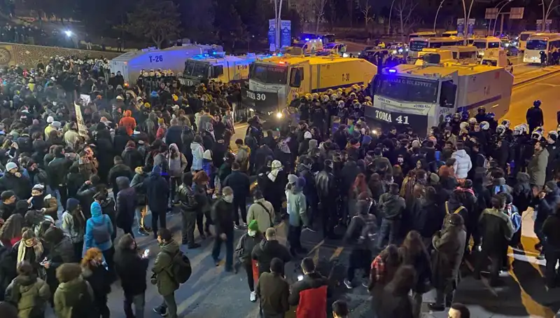 İstanbul ve Ankara'da İmamoğlu Eylemi: Öğrenciler Hükümet Politikalarına Karşı Sokaklarda
