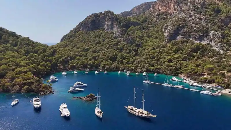 Göcek'in Cennet Koylarında Yeni Dönem: Müzik Çalma Yasağı!