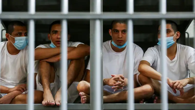 El Salvador, Venezuela’ya Siyasi Tutuklu Teklifiyle Yeni Bir İlişki Kurma Peşinde