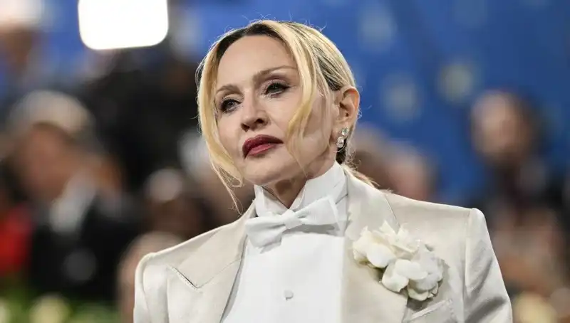 Madonna'nın Yeni Diyeti: Kanserle Savaşan Bir Beslenme Programı mı?