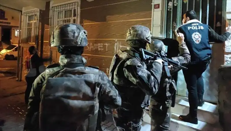 Bahis ve Kara Para Ağına Darbe: 8 İlde Dev Operasyon!