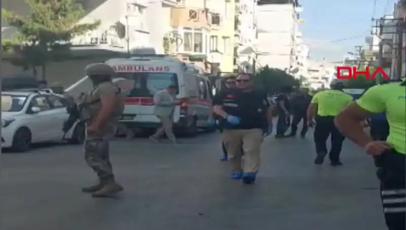 İzmir'de Karakola Silahlı Saldırı: Üzücü Bilançonun Ardındaki Tehlike