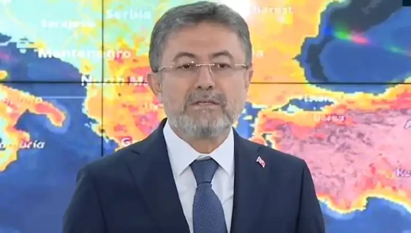 Bakan Yumaklı, Orman Yangınlarıyla İlgili Son Durumu Açıkladı