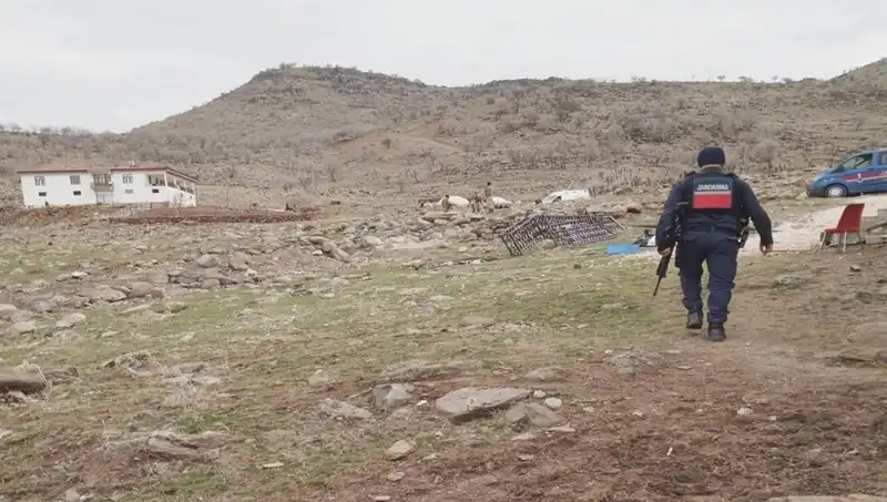 Husumetli Ailelerin Kavgasında 6 Kişi Tutuklandı: Olay Yerinde Gerilim Tırmandı
