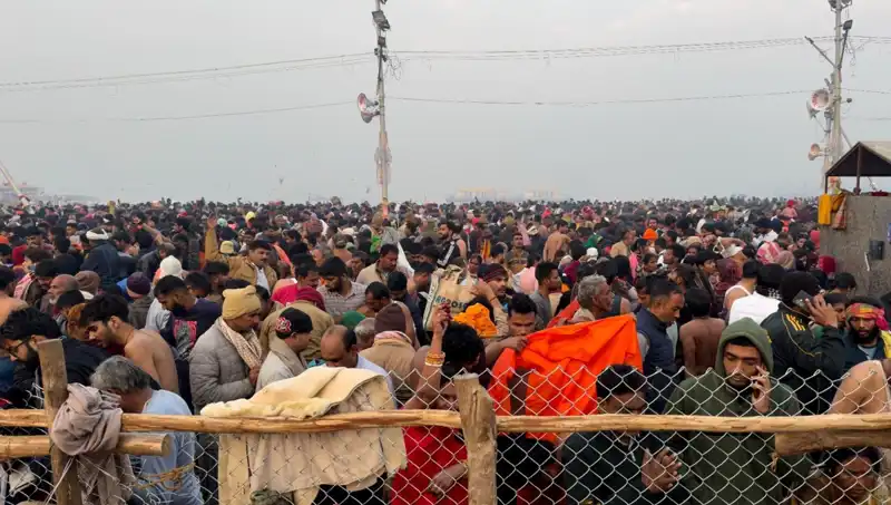 Hindistan'daki Dini Festivalde Yaşanan İzdihamda Altı Kişi Hayatını Kaybetti