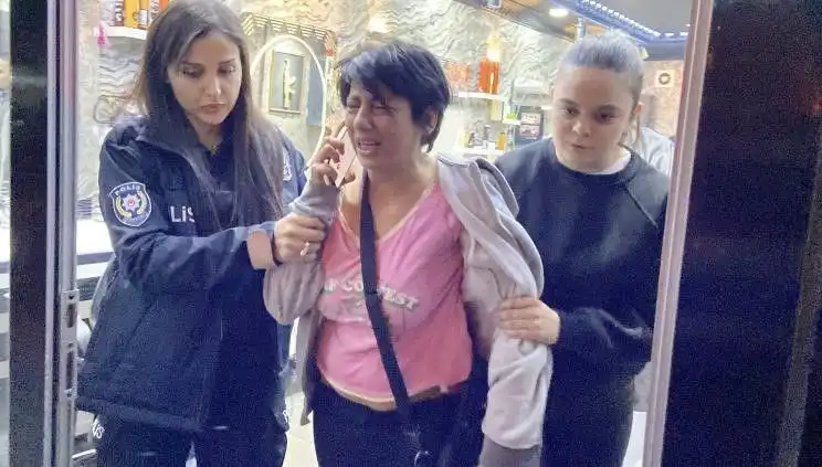 Polise "Köpek" Deyip İten Kadına Adli İşlem Yapıldı!