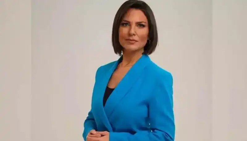 Ece Üner: Medya Dünyasının Parlayan Yıldızı ve Gözde Spikeri